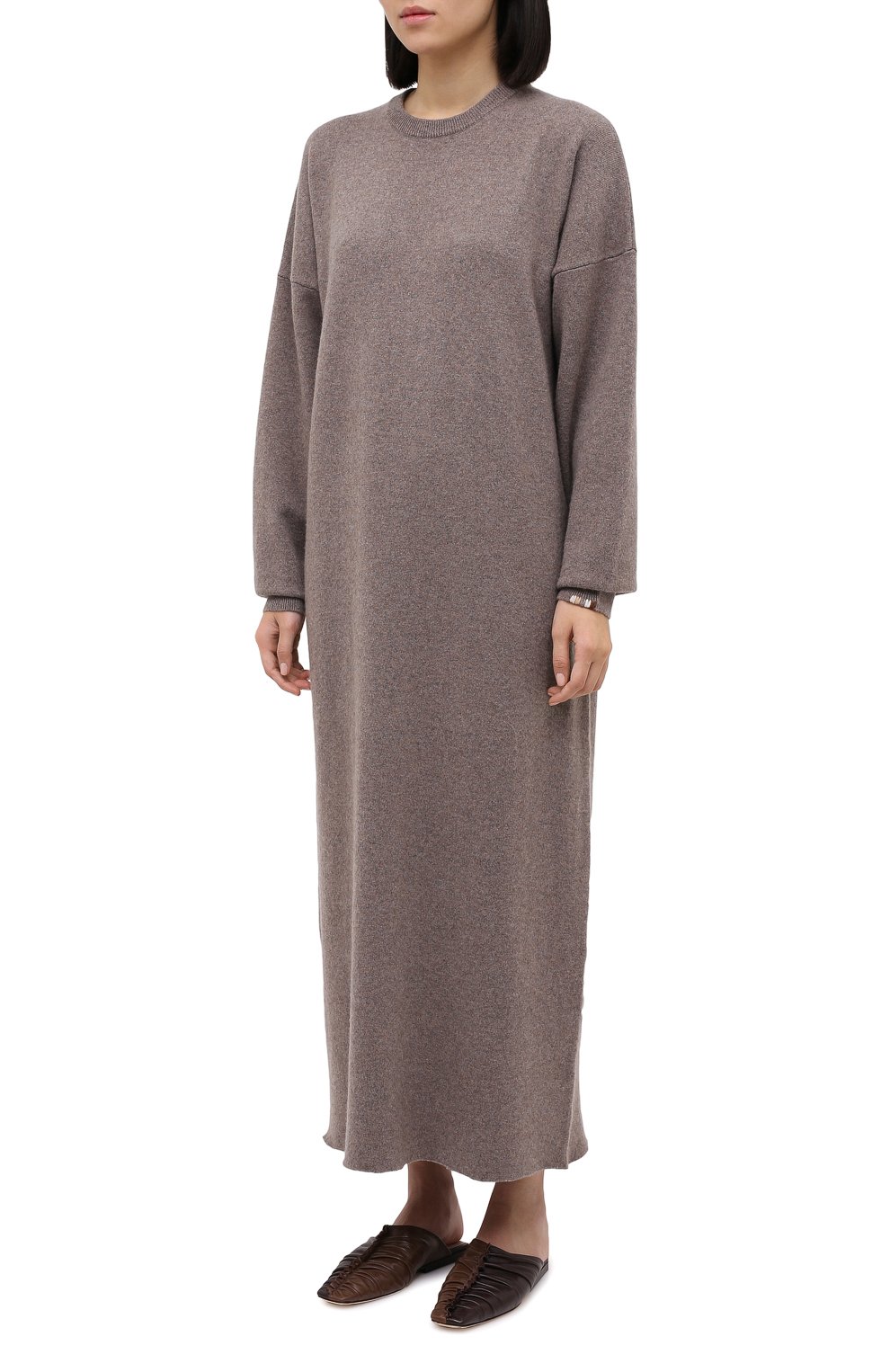 Кашемировое платье EXTREME CASHMERE серого цвета по цене 69950 руб., арт. 106/WEIRD, фото 3 Кашемировое платье EXTREME CASHMERE, арт. 106/WEIRD, фото 3
