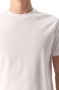 Мужская хлопковая футболка EMPORIO ARMANI белого цвета, арт. 8N1TD2/1JGYZ | Фото 5 (Рукава: Короткие; Длина (для топов): Стандартные; Материал внешний: Хлопок; Принт: Без принта; Стили: Кэжуэл; Драгоценные камни: Проставлено; Материал сплава: Проставлено; Кросс-КТ: Джерси; Мужское Кросс-КТ: Футболка-одежда)