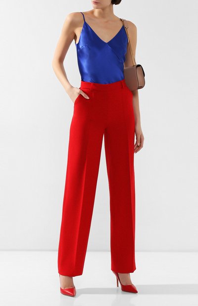 Брюки со стрелками LESYANEBO красного цвета по цене 20800 руб., арт. FW19/Н-157, фото 2 Брюки со стрелками LESYANEBO, арт. FW19/Н-157, фото 2