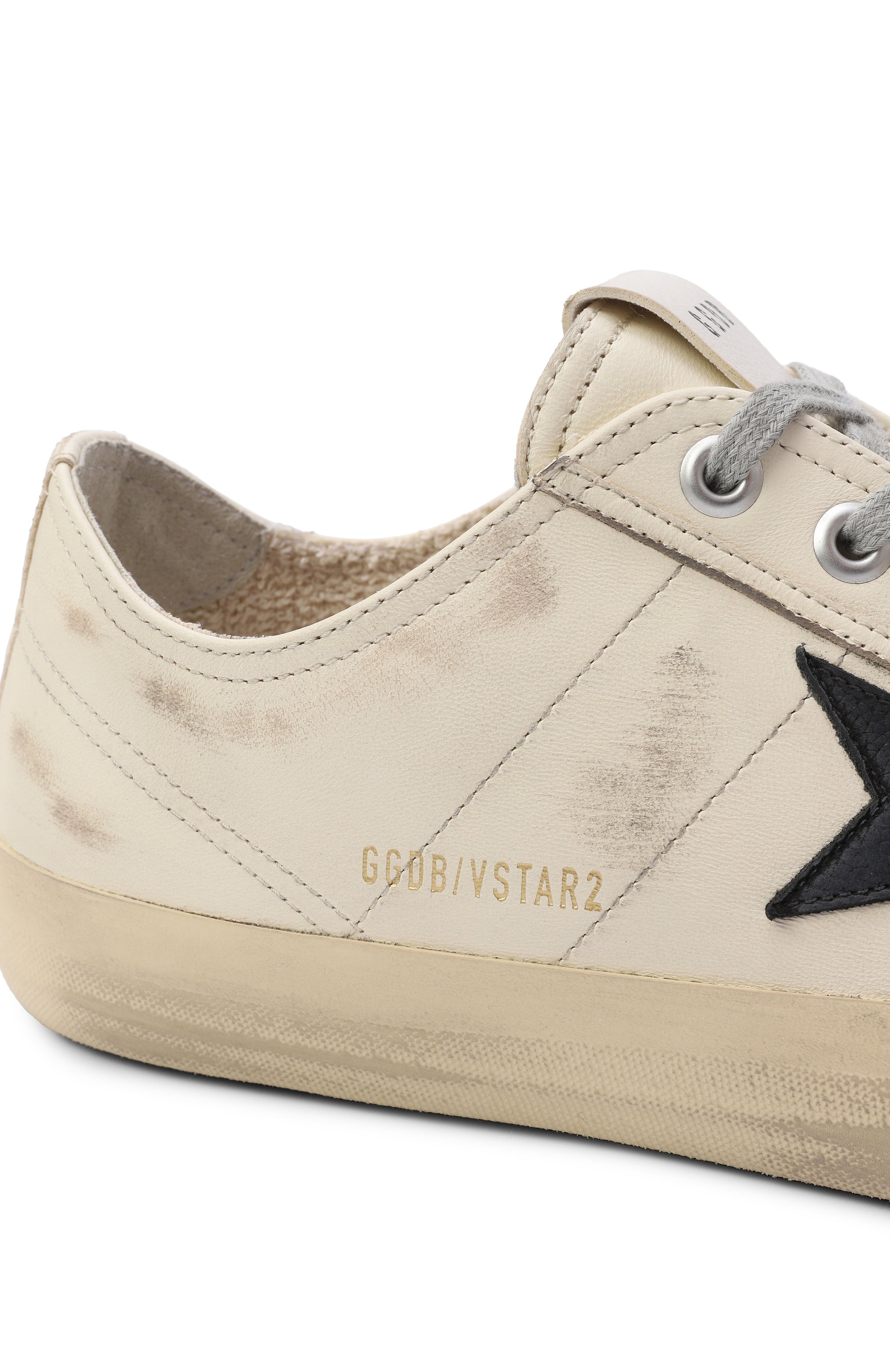 Кожаные кеды v-star GOLDEN GOOSE DELUXE BRAND кремового цвета по цене 68200 руб., арт. GMF00129.F003996, фото 6 Кожаные кеды v-star GOLDEN GOOSE DELUXE BRAND, арт. GMF00129.F003996, фото 6