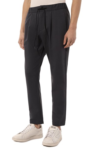 Брюки KAZUYUKI KUMAGAI темно-синего цвета по цене 48650 руб., арт. AP22-036, фото 3 Брюки KAZUYUKI KUMAGAI, арт. AP22-036, фото 3