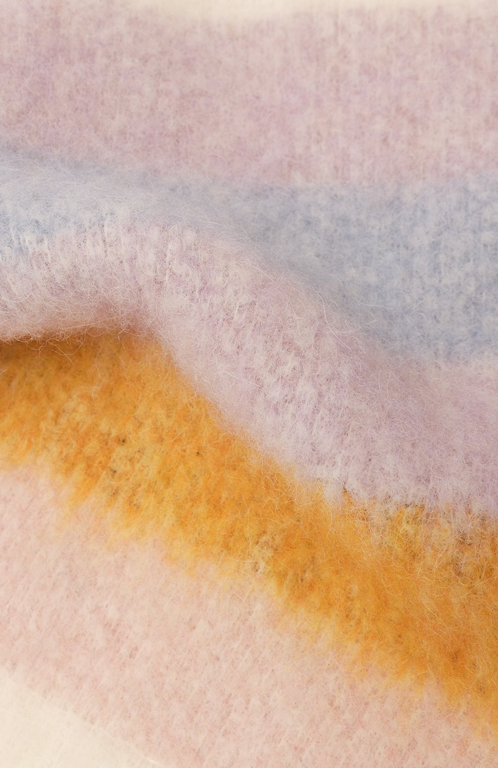 Шерстяной шарф A.P.C. разноцветного цвета по цене 25200 руб., арт. WPABD-M15189, фото 3 Шерстяной шарф A.P.C., арт. WPABD-M15189, фото 3