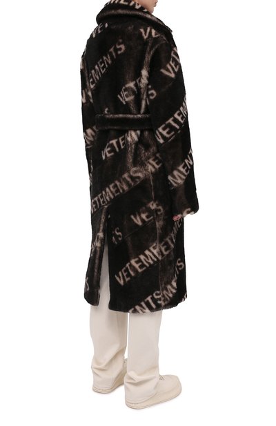 Шуба из овчины VETEMENTS, арт. UE51C0900W 2401/W, фото 4
