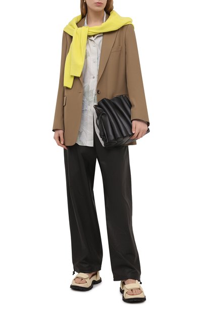 Жакет из шерсти и вискозы DRIES VAN NOTEN бежевого цвета по цене 86150 руб., арт. 211-10416-2301, фото 2 Жакет из шерсти и вискозы DRIES VAN NOTEN, арт. 211-10416-2301, фото 2