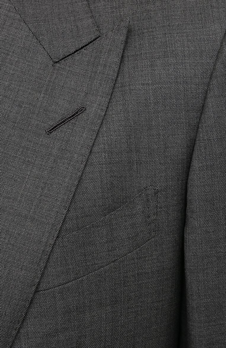 Мужской шерстяной пиджак TOM FORD светло-серого цвета, арт. 238R10/21AL43_1 | Фото 5 (Материал внешний: Шерсть; Длина (для топов): Стандартные; Рукава: Длинные; Материал подклада: Шелк, Купро; 1-2-бортные: Однобортные; Пиджаки М: Приталенный; Случай: Вечерний; Стили: Классический; Материал сплава: Проставлено; Драгоценные камни: Проставлено)