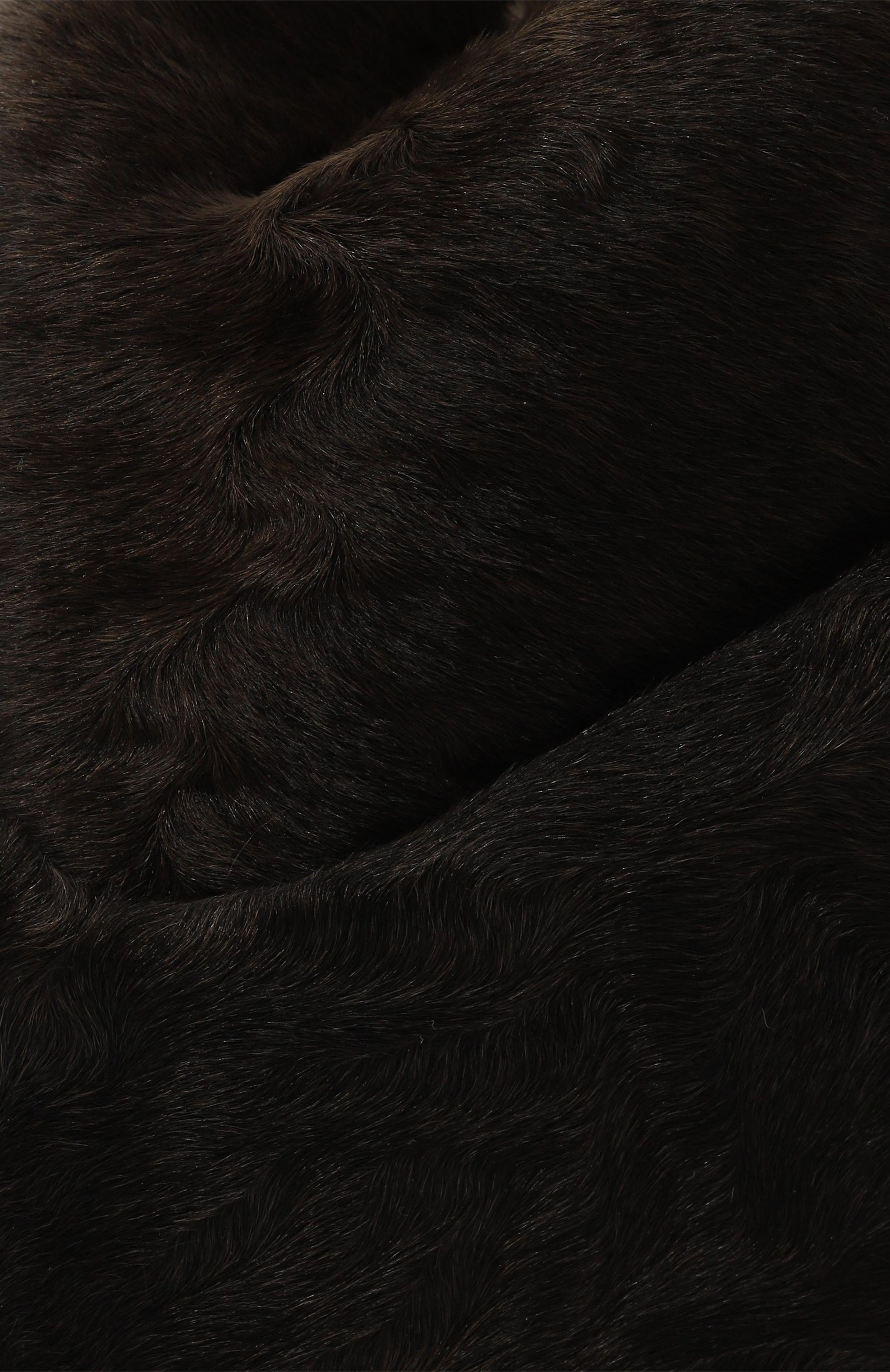 Пилотка из каракульчи VICTORIA KUSENKOVA темно-коричневого цвета по цене 101200 руб., арт. 427100003136, фото 3 Пилотка из каракульчи VICTORIA KUSENKOVA, арт. 427100003136, фото 3