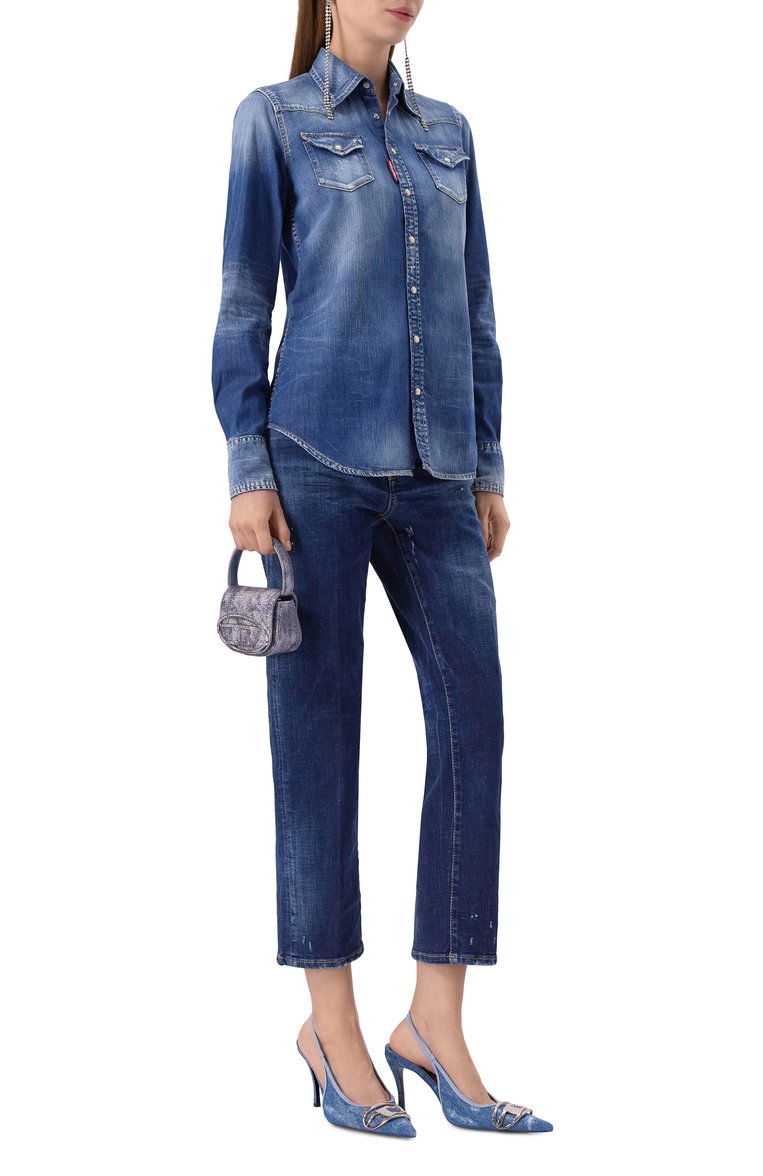 Женские джинсы boston DSQUARED2 синего цвета, арт. S75LB1001/S30664 | Фото 2 (Драгоценные камни: Проставлено; Длина (брюки, джинсы): Стандартные; Материал сплава: Проставлено; Материал внешний: Деним, Хлопок; Силуэт Ж (брюки и джинсы): Прямые; Детали: Делаве; Кросс-КТ: Деним; Стили: Кэжуэл)