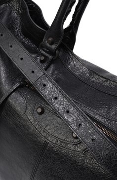 Мужская сумка le city BALENCIAGA черного цвета, арт. 810364/2ABEK | Фото 3 (Ремень/цепочка: На ремешке; Размер: large; Материал: Натуральная кожа; Автоматизация ТО: Проставлено; Автоматизация состава: Проставлено)
