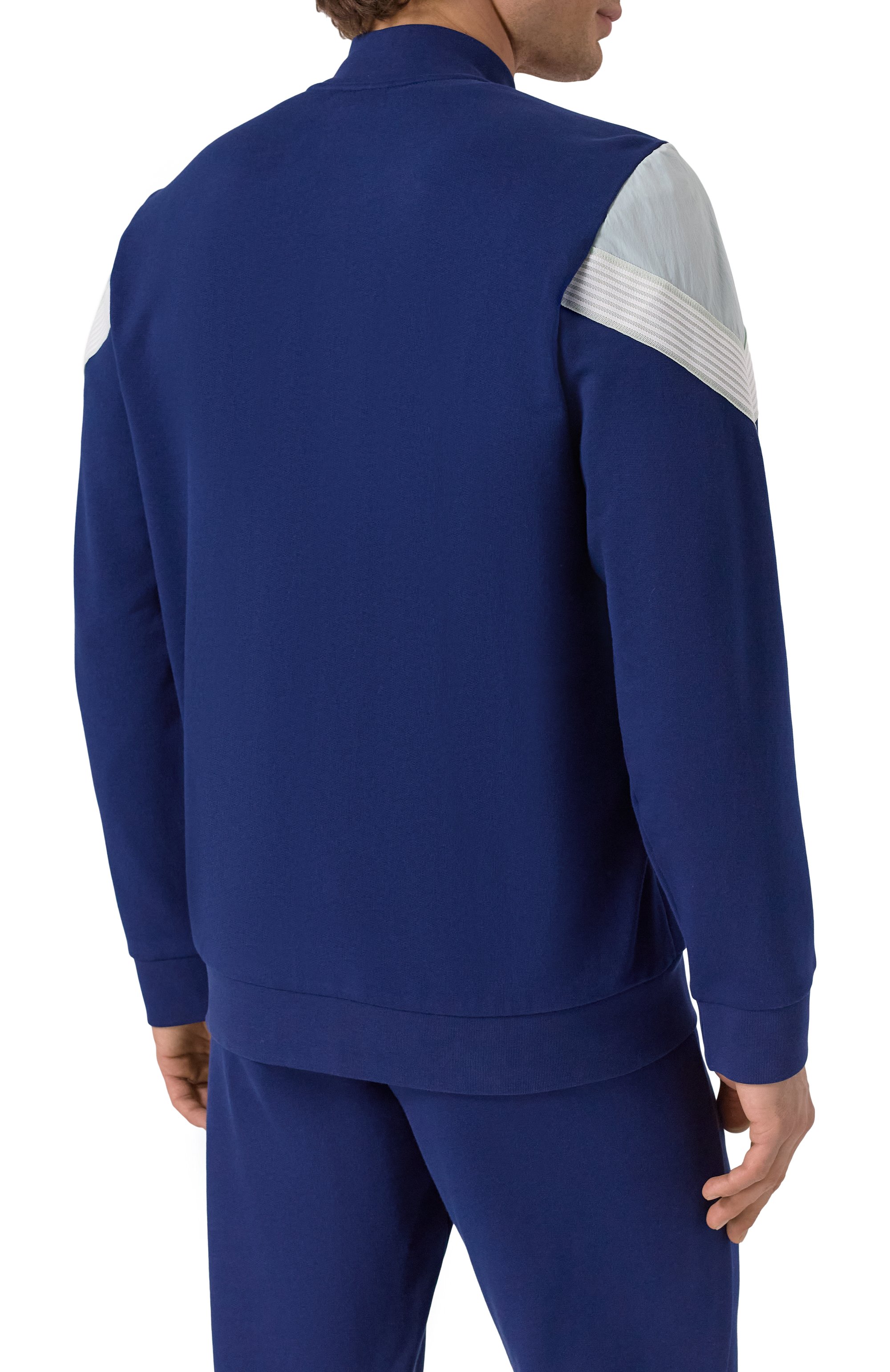 Хлопковый спортивный костюм EA7 темно-синего цвета по цене 26300 руб., арт. 7M000268/AF12451, фото 3 Хлопковый спортивный костюм EA7, арт. 7M000268/AF12451, фото 3