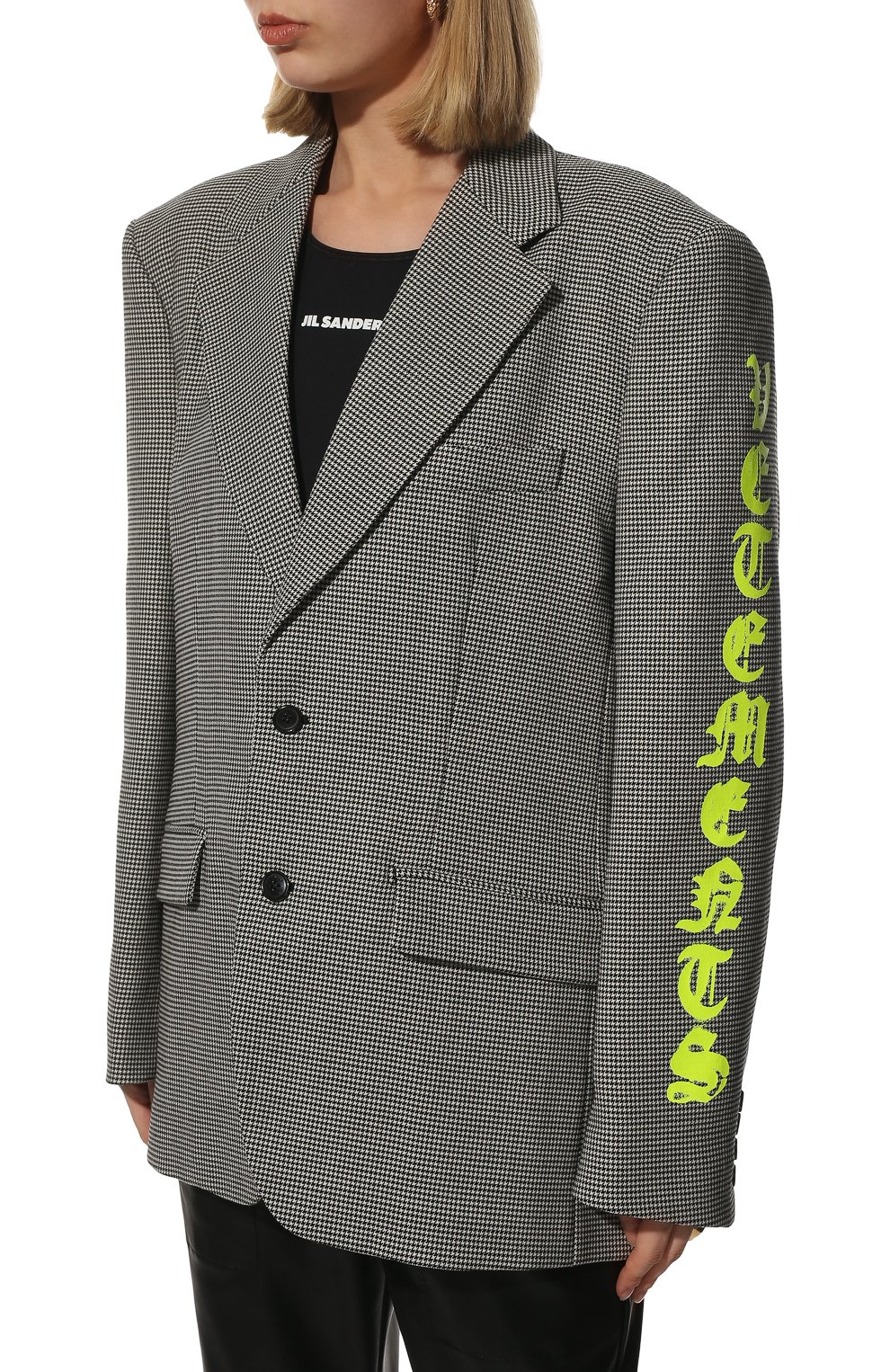 Шерстяной жакет VETEMENTS серого цвета по цене 284500 руб., арт. UE52JA400G 1208/W, фото 3 Шерстяной жакет VETEMENTS, арт. UE52JA400G 1208/W, фото 3
