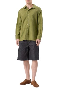 Мужская рубашка JIL SANDER салатового цвета, арт. J47DL0171-J70003 | Фото 2 (Материал внешний: Шелк, Синтетический материал; Длина (для топов): Стандартные; Материал сплава: Проставлено; Драгоценные камни: Проставлено; Рукава: Длинные; Стили: Минимализм, Кэжуэл; Прин�т: Однотонные; Воротник: Кент; Манжеты: На пуговицах; Случай: Повседневный)