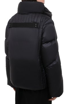 Женская пуховая куртка moncler + rick owens RICK OWENS черного цвета, арт. MU20F0007/C0596 | Фото 4 (Материал подклада: Синтетический материал; Материал утеплителя: Пух и перо; Рукава: Длинные; Длина (верхняя одежда): Короткие; Материал внешний: Синтетический материал; Стили: Спорт-шик; Кросс-КТ: Куртка, Утепленные; Материал сплава: Проставлено; Драгоценные камни: Проставлено)