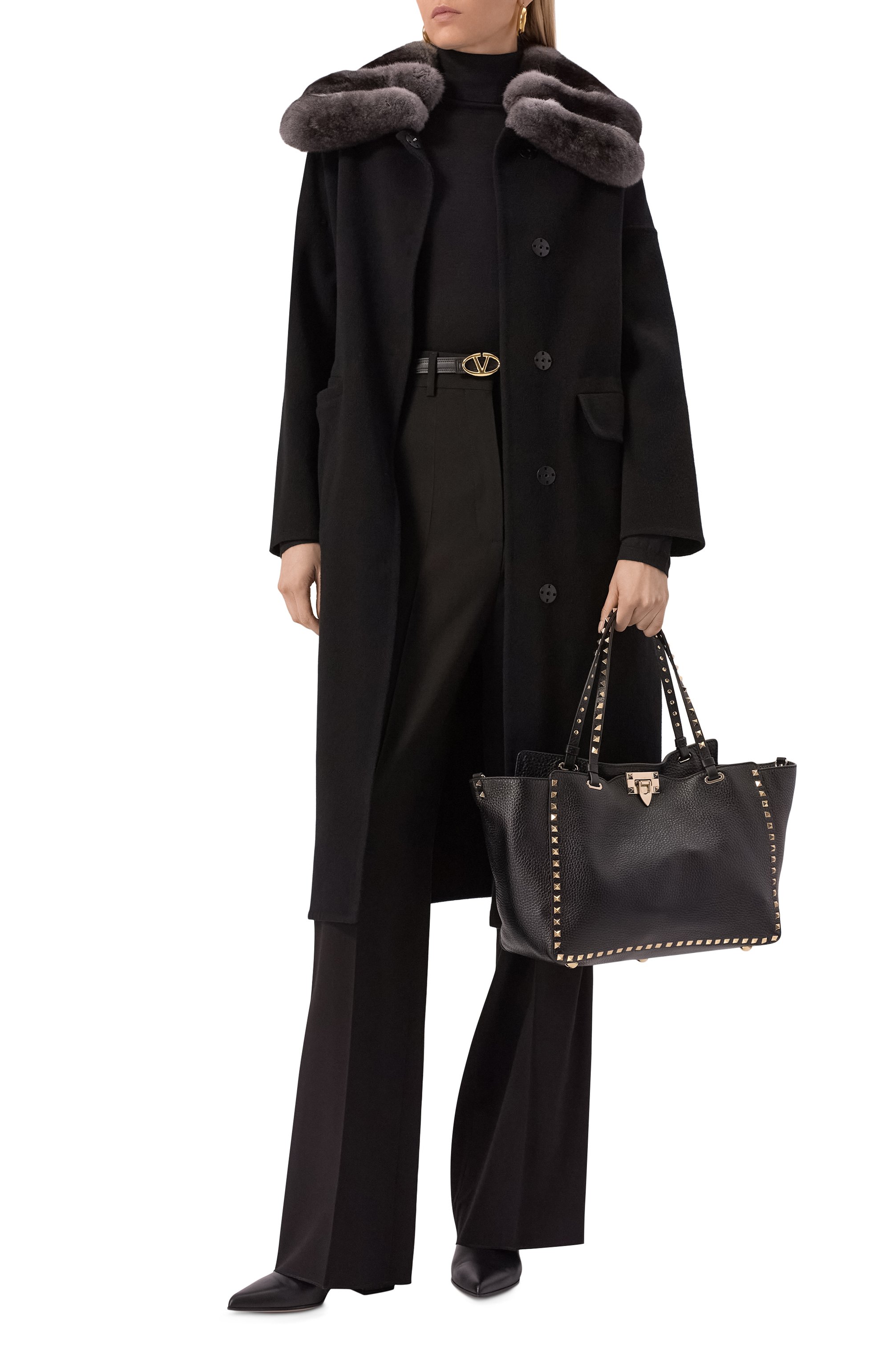 Сумка-тоут rockstud medium VALENTINO черного цвета по цене 314500 руб., арт. 5W2B0970/VSF, фото 7 Сумка-тоут rockstud medium VALENTINO, арт. 5W2B0970/VSF, фото 7