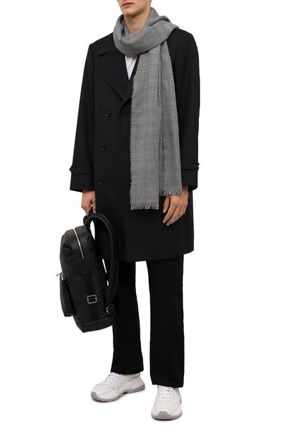 Шерстяной шарф TOM FORD черно-белого цвета по цене 33250 руб., арт. 2TF137/2BL, фото 2 Шерстяной шарф TOM FORD, арт. 2TF137/2BL, фото 2