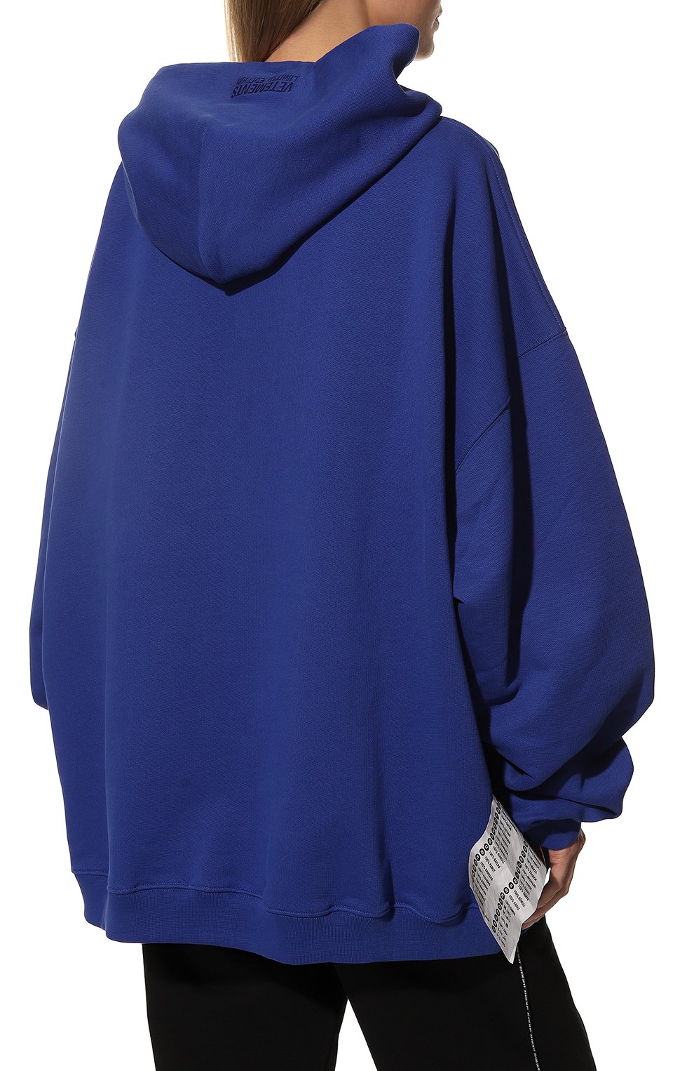 Хлопковое худи VETEMENTS синего цвета по цене 68050 руб., арт. UE52TR380N 1601/M, фото 4 Хлопковое худи VETEMENTS, арт. UE52TR380N 1601/M, фото 4