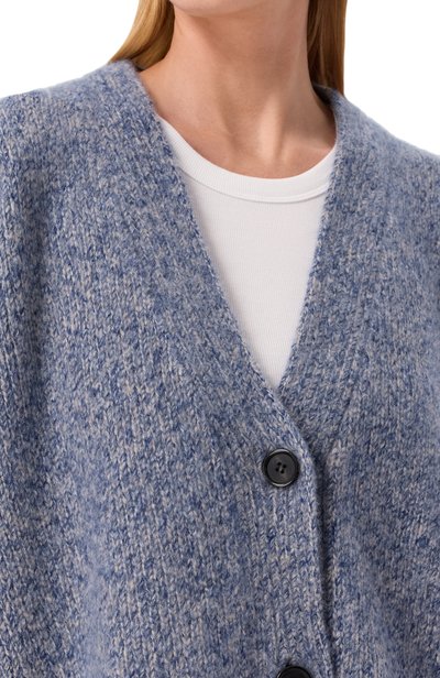 Кардиган из кашемира и шелка CO синего цвета по цене 150500 руб., арт. 7567TLAM-F26, фото 5 Кардиган из кашемира и шелка CO, арт. 7567TLAM-F26, фото 5