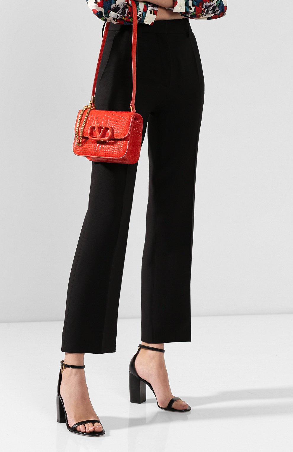 Сумка vsling small из кожи аллигатора VALENTINO, арт. SW0B0F01/XDE/AMIS, фото 2