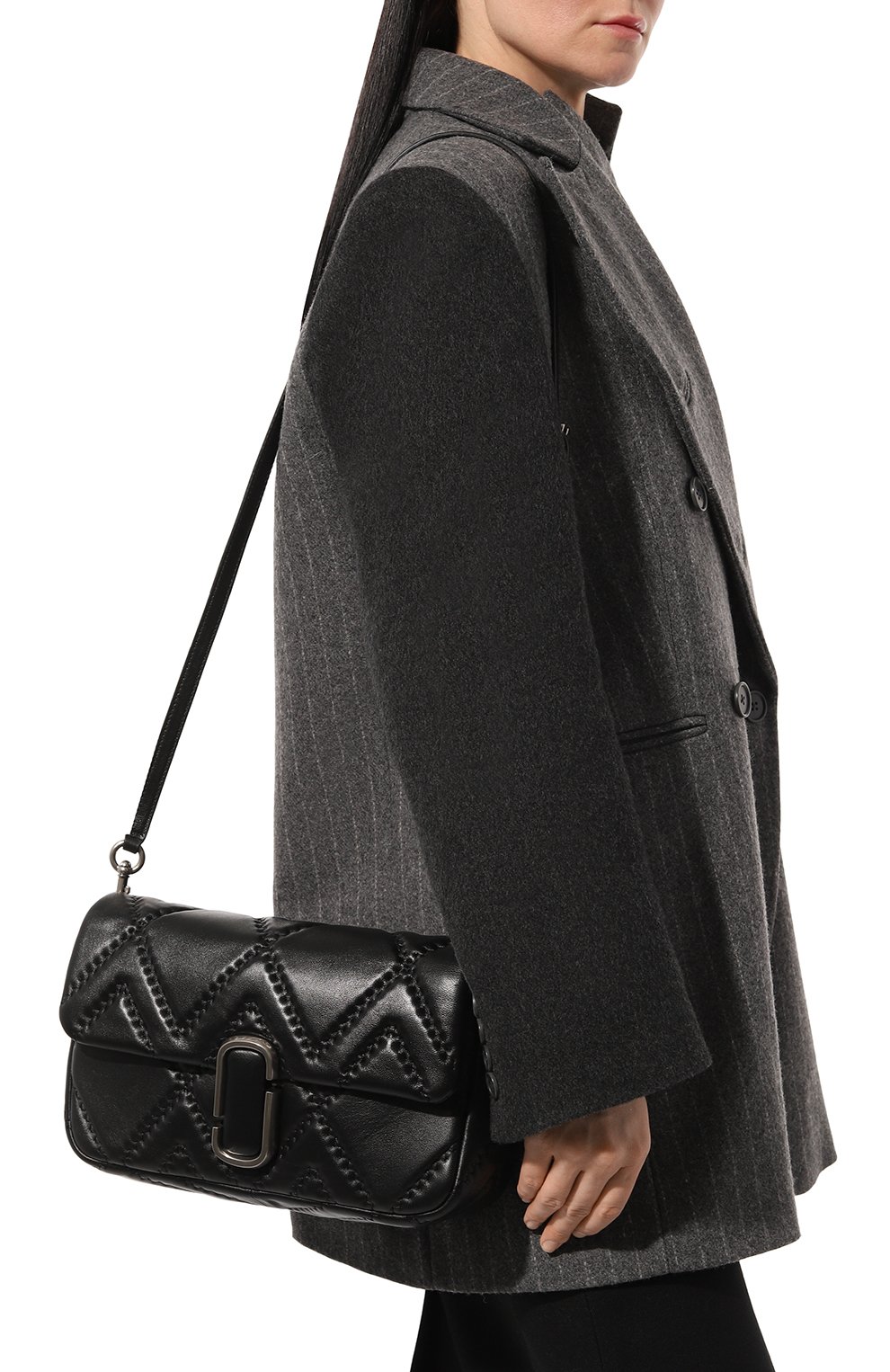 Сумка j marc MARC JACOBS (THE) черного цвета по цене 69950 руб., арт. 2S3HSH023H03, фото 2 Сумка j marc MARC JACOBS (THE), арт. 2S3HSH023H03, фото 2