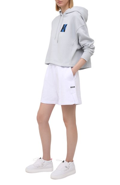 Хлопковые шорты MSGM белого цвета по цене 15600 руб., арт. 3041MDB60 217299, фото 2 Хлопковые шорты MSGM, арт. 3041MDB60 217299, фото 2