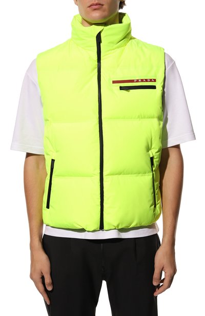 Пуховый жилет PRADA салатового цвета по цене 225000 руб., арт. SGB275-1VFD-F0F89-192, фото 3 Пуховый жилет PRADA, арт. SGB275-1VFD-F0F89-192, фото 3