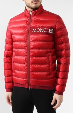 Мужская пуховая куртка neveu MONCLER красного цвета, арт. E1-091-40361-94-C0019 | Фото 3 (Материал внешний: Синтетический материал; Статус проверки: Проверена категория; Материал утеплителя: Пух и перо; Материал подклада: Синтетический материал; Длина (верхняя одежда): Короткие; Мужское Кросс-КТ: Пуховик-верхняя одежда, Верхняя одежда, Куртка-пуховая; Рукава: Длинные; Материал сплава: Проставлено; Драгоценные камни: Проставлено; Стили: Кэжуэл)