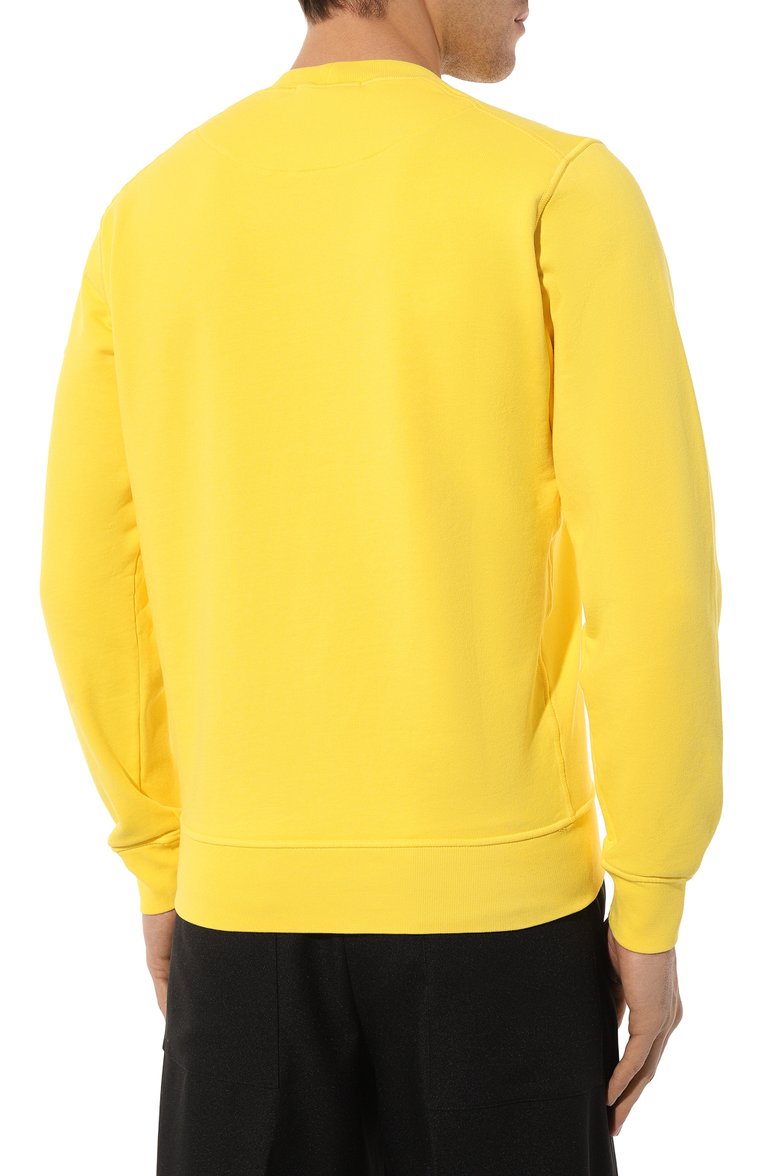 Мужской хлопковый свитшот STONE ISLAND желтого цвета, арт. 101563051 | Фото 4 (Рукава: Длинные; Длина (для топов): Стандартные; Материал внешний: Хлопок; Мужское Кросс-КТ: свитшот-одежда; Стили: Кэжуэл; Принт: Без принта)