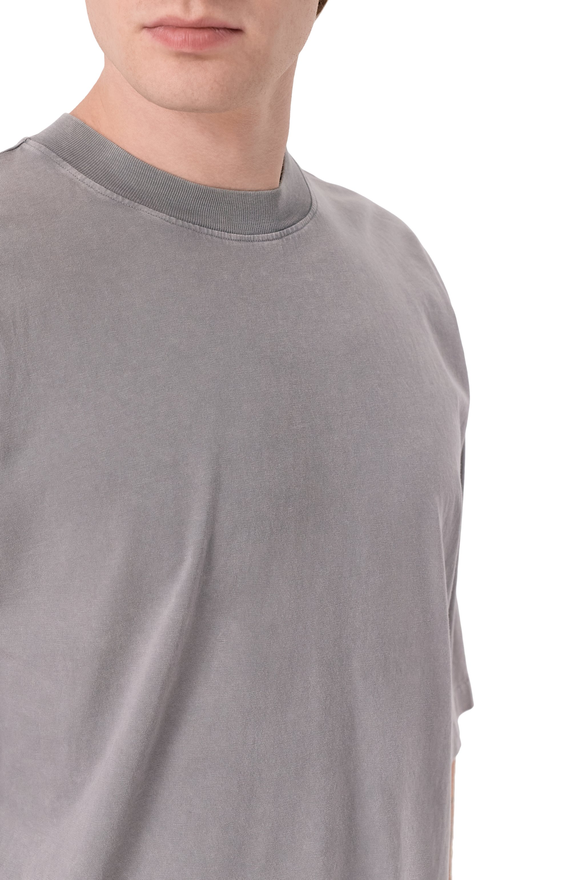 Хлопковая футболка ROADLESS серого цвета по цене 13800 руб., арт. RSS-TS, фото 5 Хлопковая футболка ROADLESS, арт. RSS-TS, фото 5