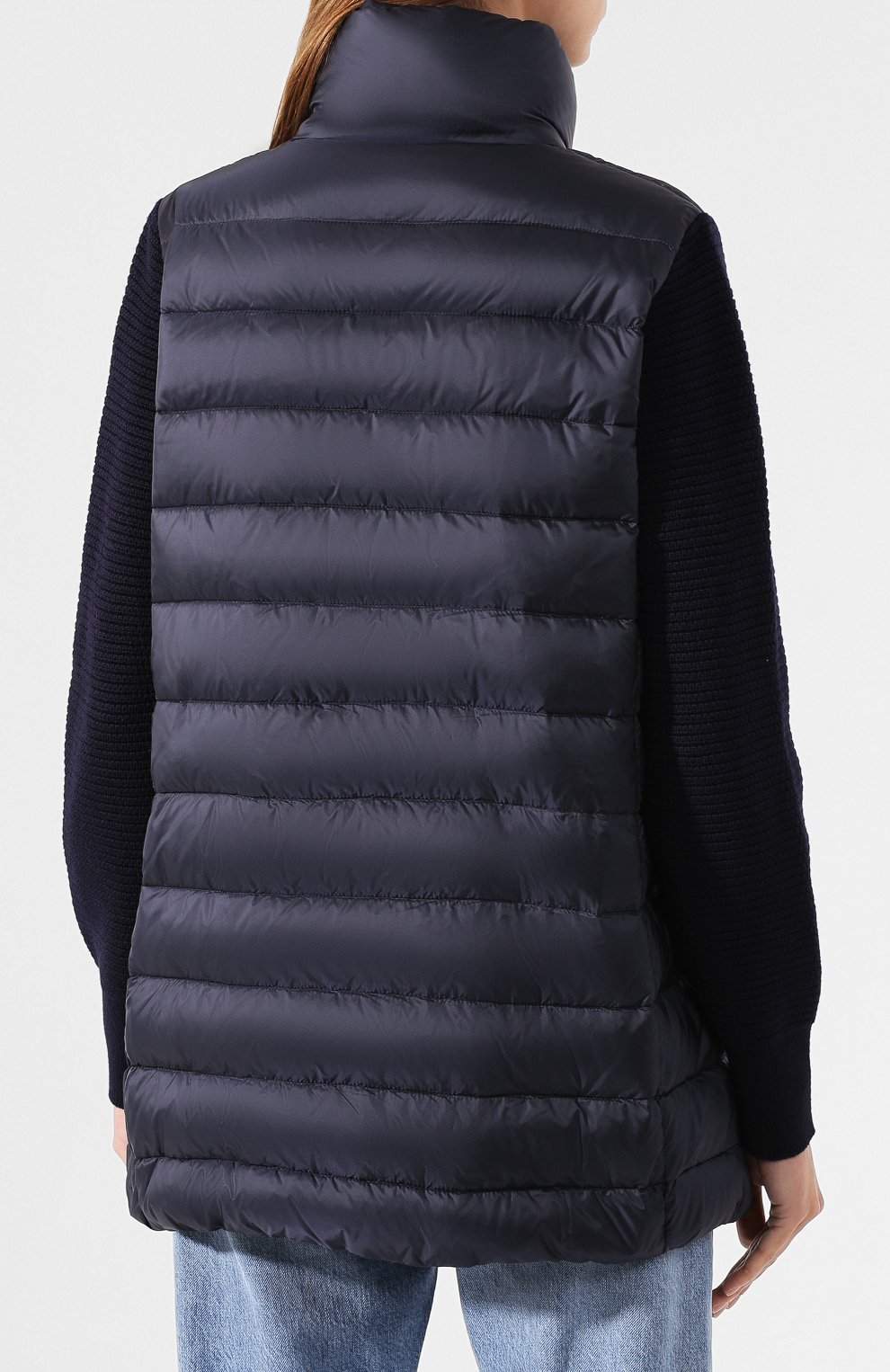 Пуховая куртка MONCLER темно-синего цвета по цене 99600 руб., арт. E2-093-94558-00-A9018, фото 4 Пуховая куртка MONCLER, арт. E2-093-94558-00-A9018, фото 4