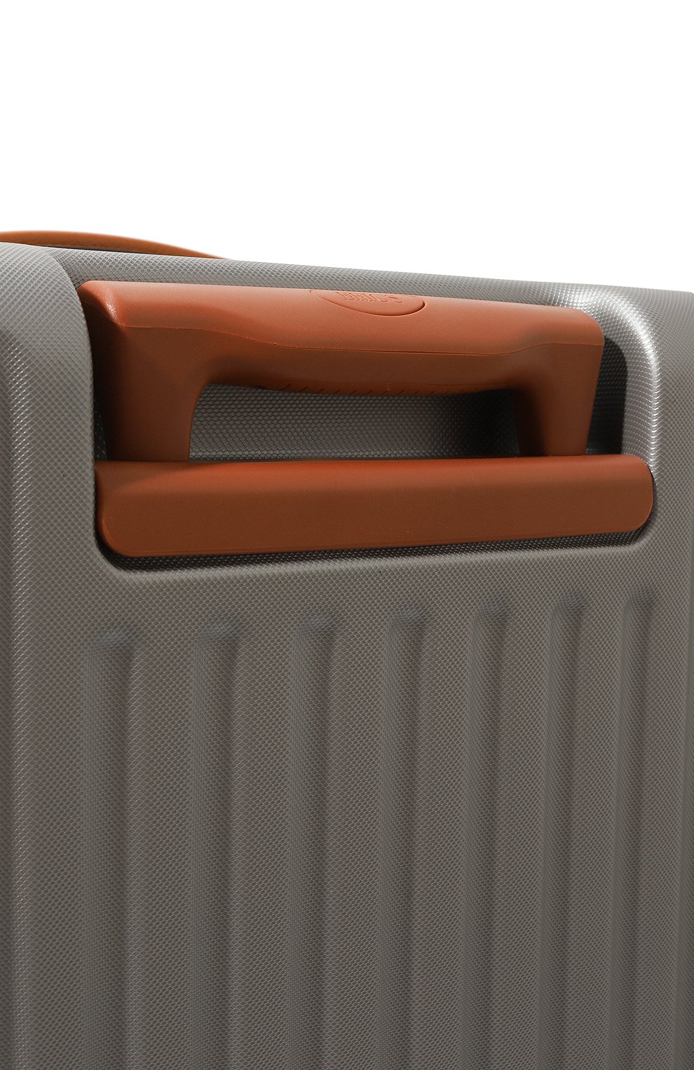 Дорожный чемодан capri BRIC`S серебряного цвета по цене 69950 руб., арт. BRK28038.021, фото 2 Дорожный чемодан capri BRIC`S, арт. BRK28038.021, фото 2