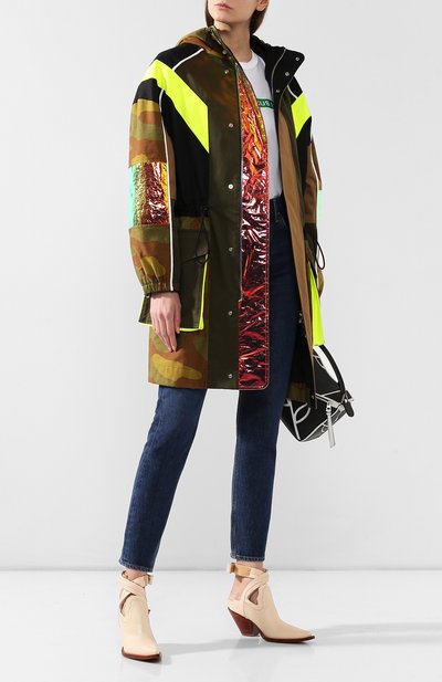 Парка DSQUARED2 разноцветного цвета по цене 168500 руб., арт. S72AA0385/S49605, фото 2 Парка DSQUARED2, арт. S72AA0385/S49605, фото 2