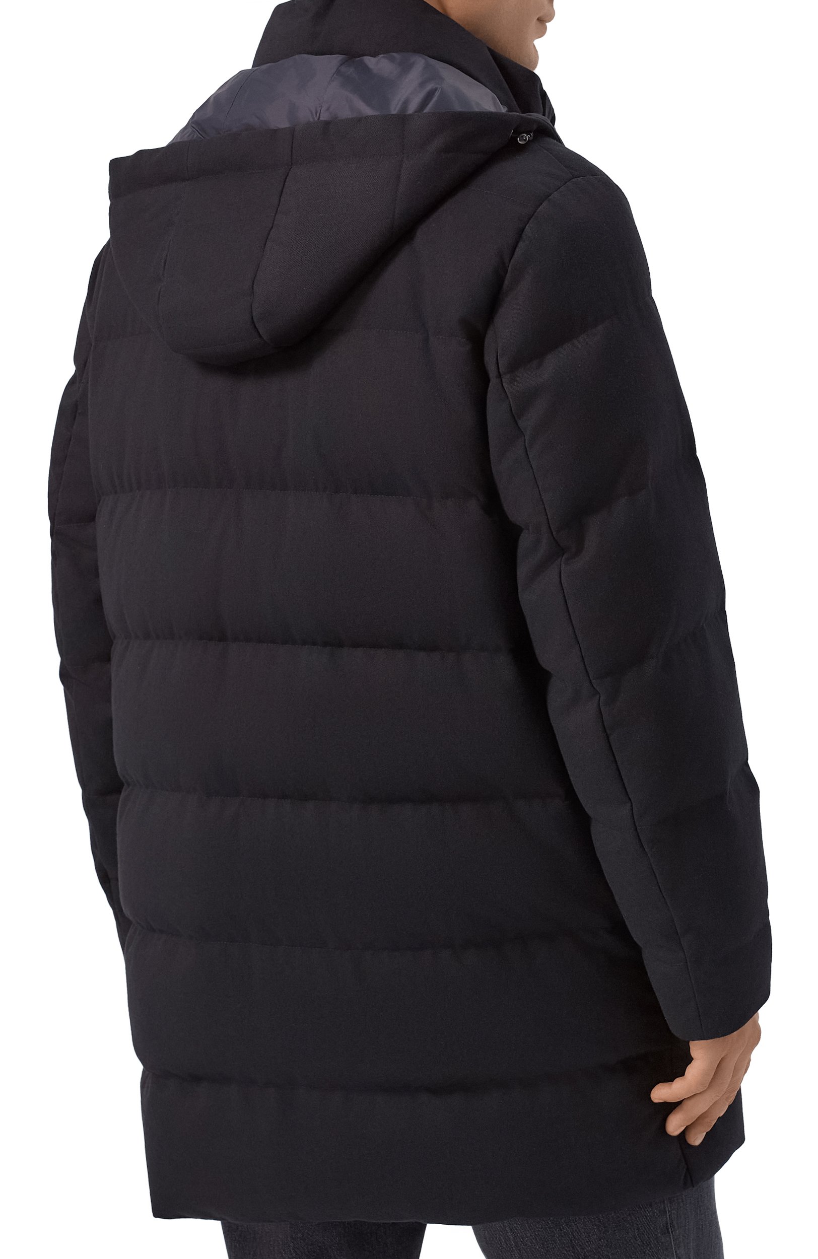 Пуховик CORNELIANI темно-синего цвета по цене 118000 руб., арт. 2825U9/2A20157, фото 4 Пуховик CORNELIANI, арт. 2825U9/2A20157, фото 4