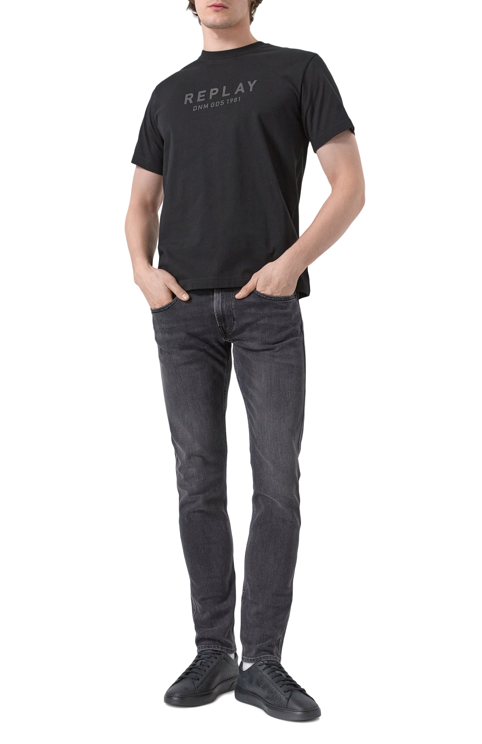 Джинсы anbass REPLAY черного цвета по цене 19650 руб., арт. M914H .000.613 828, фото 2 Джинсы anbass REPLAY, арт. M914H .000.613 828, фото 2