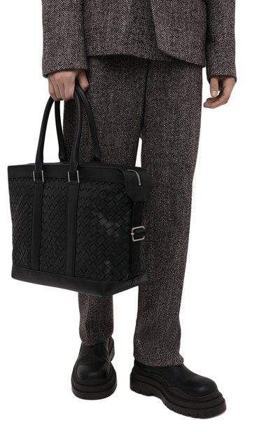 Кожаная сумка-тоут classic hidrology BOTTEGA VENETA черного цвета по цене 289000 руб., арт. 667275/V0E52, фото 2 Кожаная сумка-тоут classic hidrology BOTTEGA VENETA, арт. 667275/V0E52, фото 2