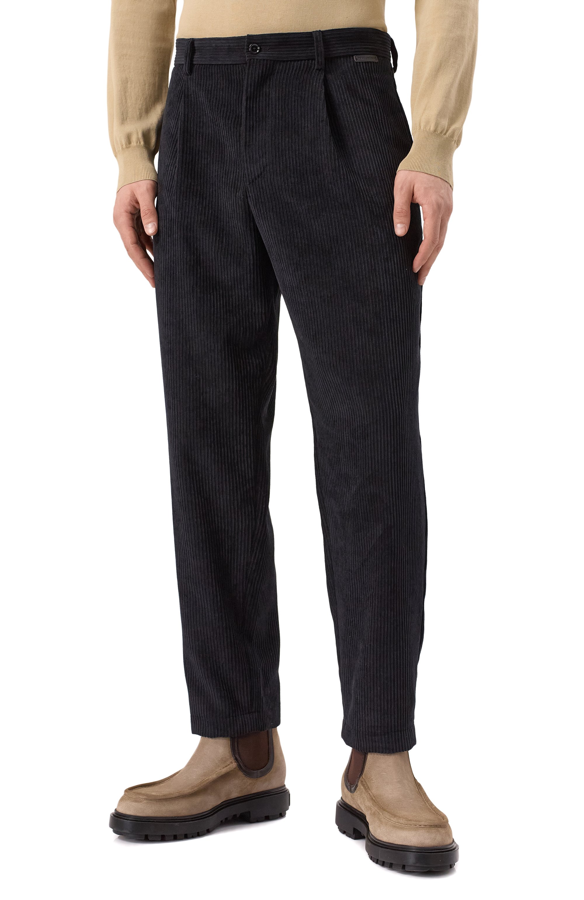 Вельветовые брюки DOLCE & GABBANA черного цвета по цене 77700 руб., арт. GP0H8T/FUWDL, фото 3 Вельветовые брюки DOLCE & GABBANA, арт. GP0H8T/FUWDL, фото 3