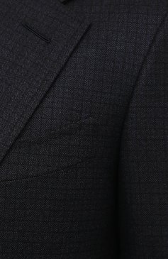 Мужской шерстяной пиджак TOM FORD темно-синего цвета, арт. 322R61/10SP40 | Фото 5 (Материал подклада: Шелк, Купро; Длина (для топов): Стандартные; Материал внешний: Шерсть; Рукава: Длинные; Случай: Формальный; Стили: Классический; 1-2-бортные: Однобортные; Пиджаки М: Приталенный; Драгоценные камни: Проставлено; Материал сплава: Проставлено)