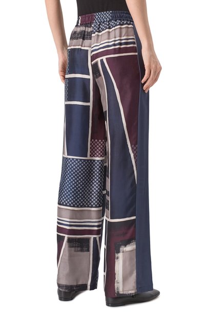 Атласные брюки LORENA ANTONIAZZI синего цвета по цене 93300 руб., арт. E2553PA31E/4916, фото 4 Атласные брюки LORENA ANTONIAZZI, арт. E2553PA31E/4916, фото 4