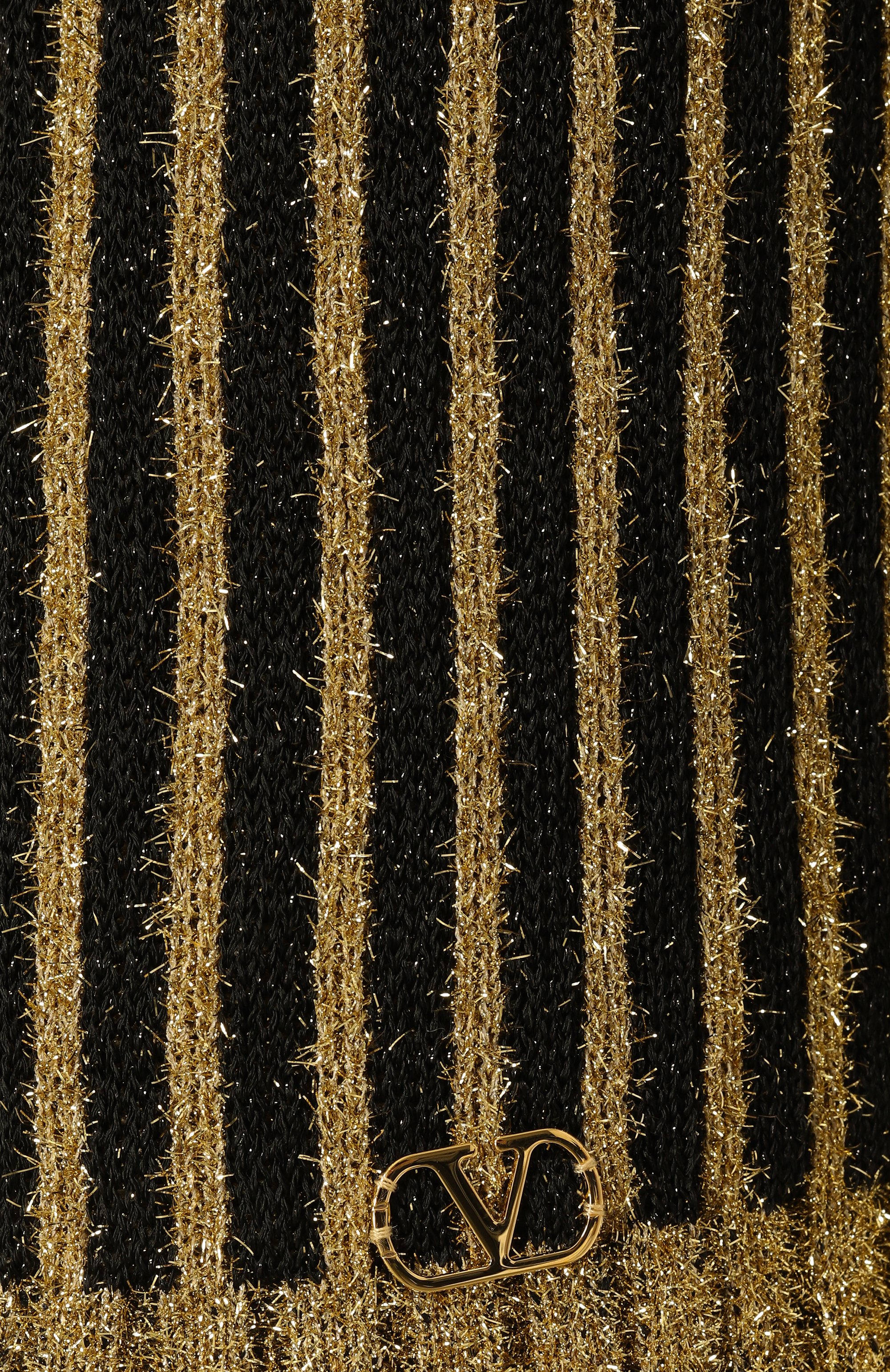 Пуловер VALENTINO разноцветного цвета по цене 247000 руб., арт. 6B3KC63F94J, фото 6 Пуловер VALENTINO, арт. 6B3KC63F94J, фото 6