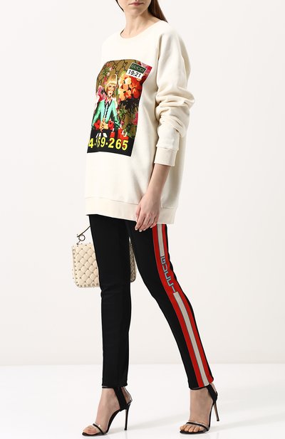 Брюки прямого кроя с лампасами и штрипками GUCCI черного цвета по цене 64950 руб., арт. 489728/X9P76, фото 2 Брюки прямого кроя с лампасами и штрипками GUCCI, арт. 489728/X9P76, фото 2