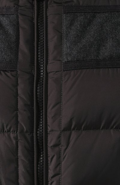 Утепленный бомбер aramis на молнии с воротником-стойкой MONCLER серого цвета по цене 71800 руб., арт. D2-091-40308-85-53227, фото 5 Утепленный бомбер aramis на молнии с воротником-стойкой MONCLER, арт. D2-091-40308-85-53227, фото 5