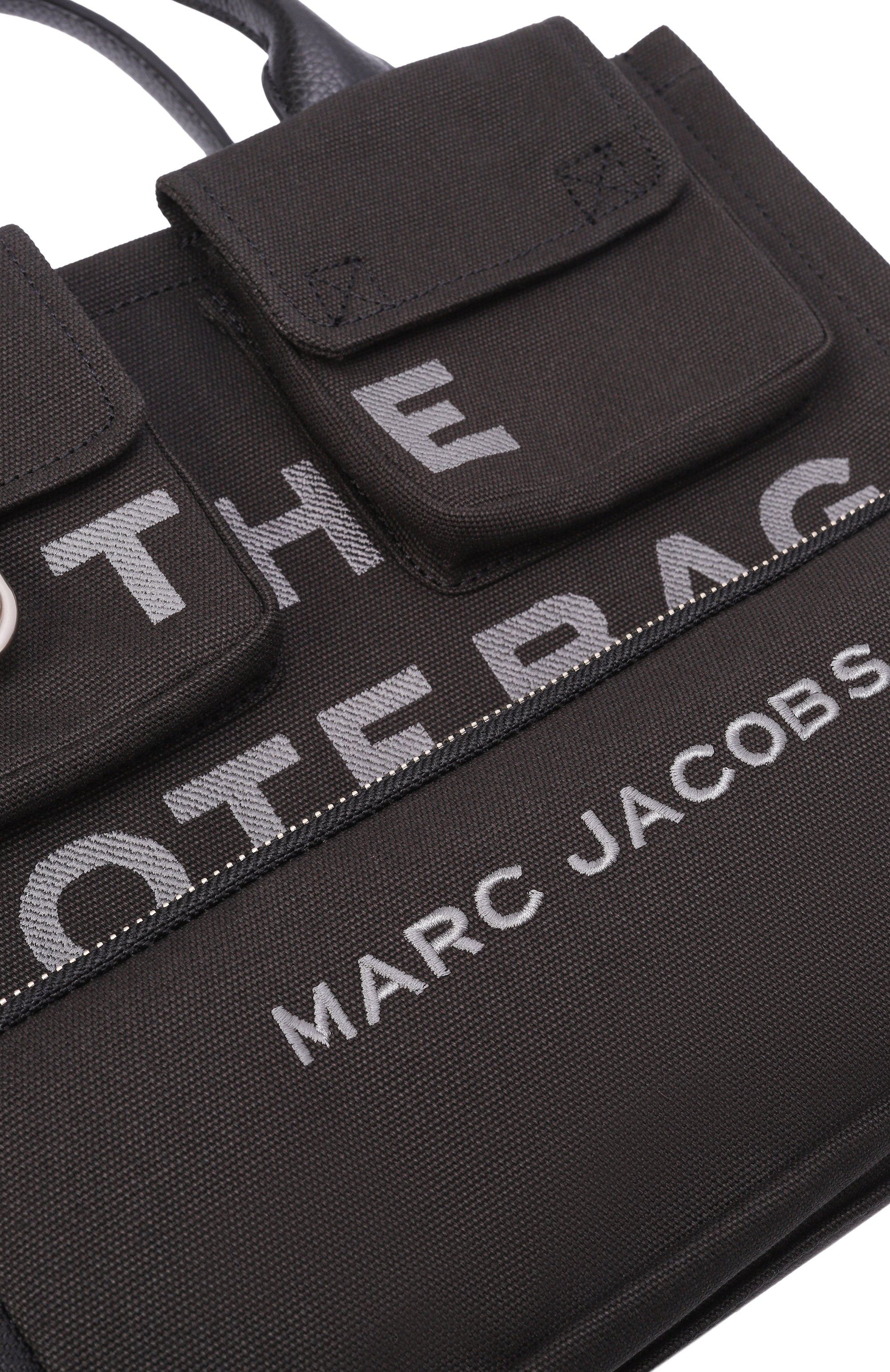 Сумка the tote bag medium MARC JACOBS (THE) черного цвета по цене 45650 руб., арт. 2P5HTT007H03, фото 6 Сумка the tote bag medium MARC JACOBS (THE), арт. 2P5HTT007H03, фото 6