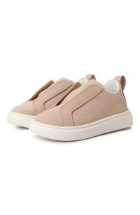 Светло-бежевый