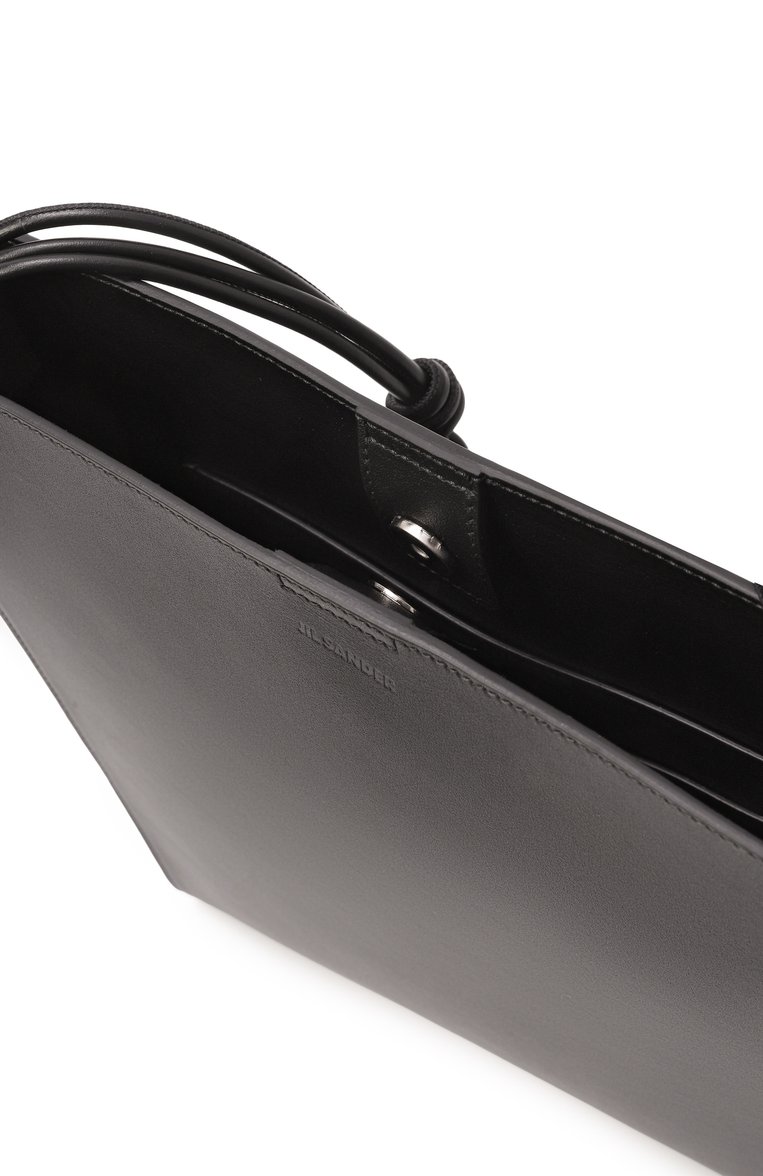 Мужская сумка tangle medium JIL SANDER черного цвета, арт. J25WG0002-P5995 | Фото 5 (Материал: Натуральная кожа; Размер: medium; Ремень/цепочка: На ремешке)
