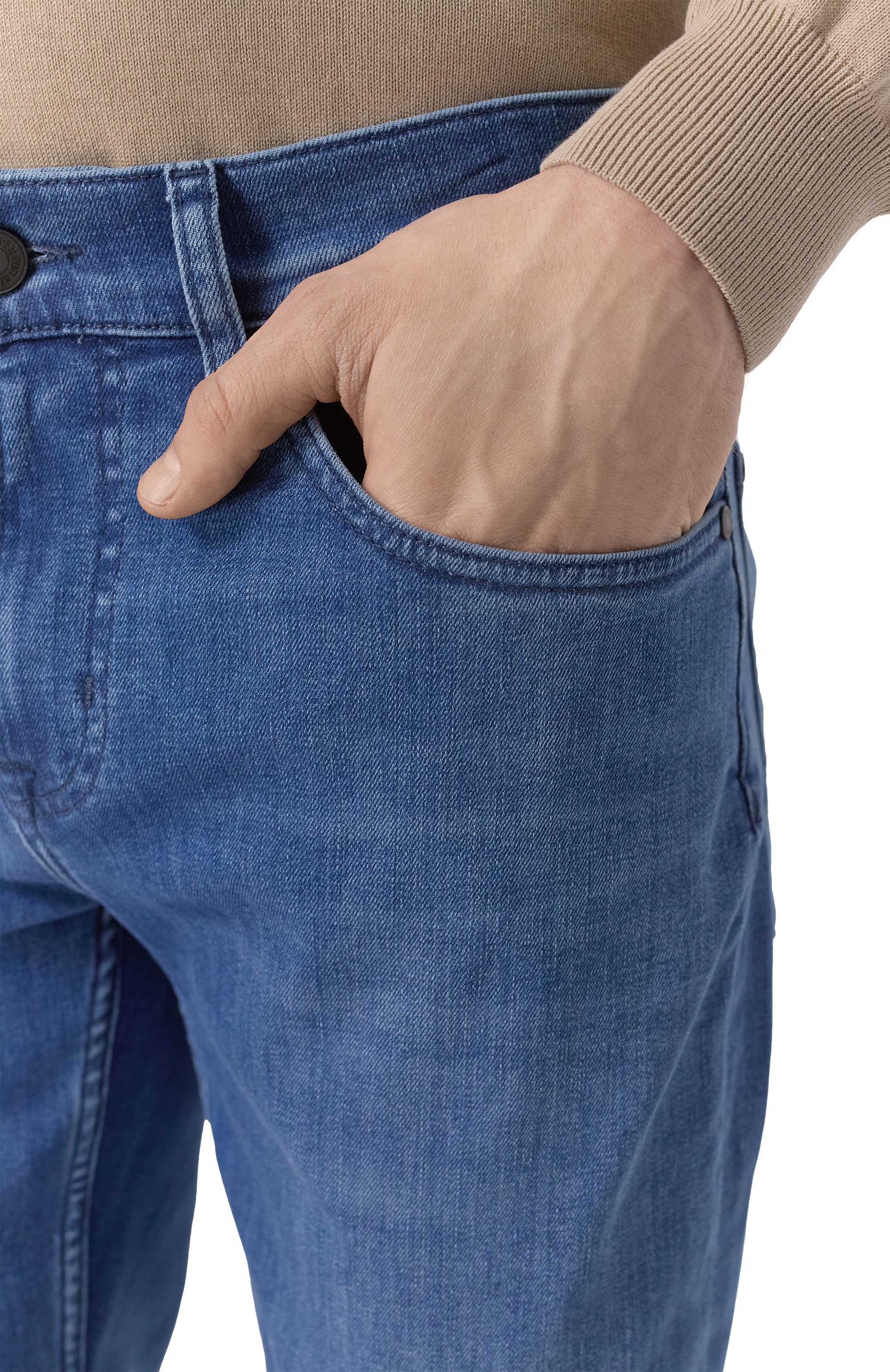 Джинсы standard 7 FOR ALL MANKIND синего цвета по цене 29150 руб., арт. 7T519B80XXM, фото 5 Джинсы standard 7 FOR ALL MANKIND, арт. 7T519B80XXM, фото 5