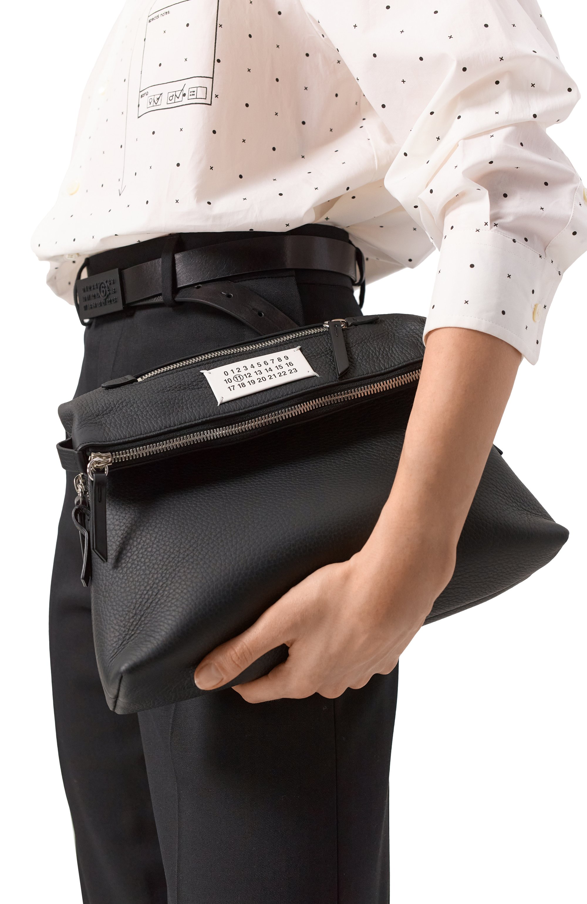 Сумка 5ac MAISON MARGIELA черного цвета по цене 199500 руб., арт. SB1WG0003/P4746, фото 9 Сумка 5ac MAISON MARGIELA, арт. SB1WG0003/P4746, фото 9