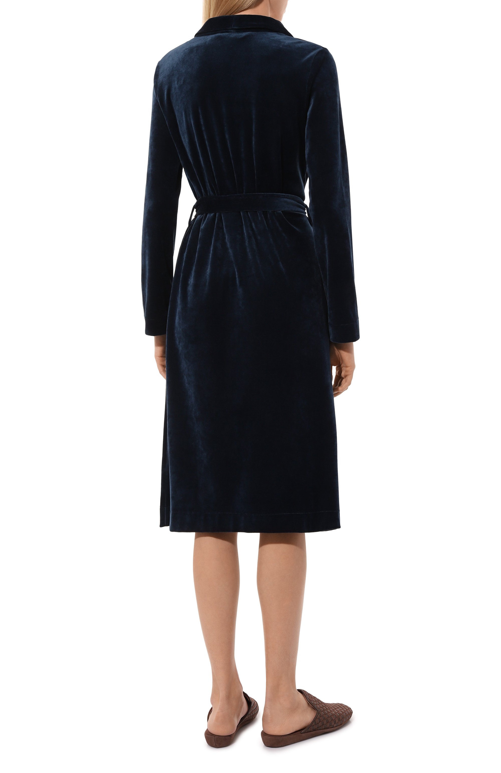 Бархатный халат HANRO синего цвета по цене 44740 руб., арт. 078859, фото 4 Бархатный халат HANRO, арт. 078859, фото 4