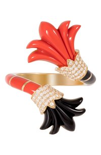 Кольцо L'ATELIER NAWBAR бесцветного цвета по цене 356500 руб., арт. R140, фото 1 Кольцо L'ATELIER NAWBAR, арт. R140, фото 1