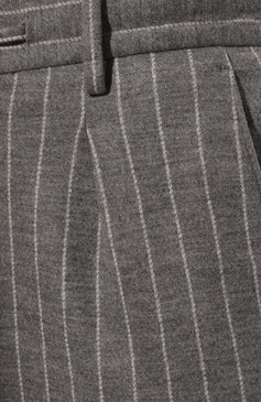 Мужские шерстяные брюки MUST светло-серого цвета, арт. 323M/76M1 | Фото 5 (Материал внешний: Шерсть; Длина (брюки, джинсы): Стандартные; Случай: Повседневный; Материал сплава: Проставлено; Драгоценные камни: Проставлено; Стили: Кэжуэл)