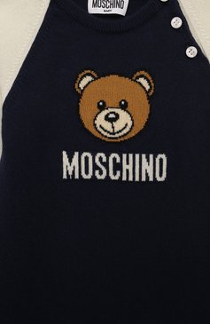 Детский комбинезон из хлопка и шерсти MOSCHINO темно-синего цвета, арт. MUT03Y/LHE43 | Фото 3 (Материал внешний: Хлопок; Нос: Не проставлено; Материал сплава: Проставлено; Ростовка одежда: 6 мес | 68 см, 0 - 3 мес | 50 - 60 см, 12 мес | 80 см, 9 мес | 74 см)