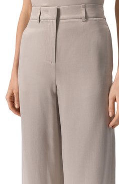 Женские брюки GIORGIO ARMANI светло-серого цвета, арт. GW000621/TE13750 | Фото 5 (Материал сплава: Проставлено; Драгоценные камни: Проставлено; Длина (брюки, джинсы): Удлиненные; Материал внешний: Купро, Вискоза; Женское Кросс-КТ: Брюки-одежда; Силуэт Ж (брюки и джинсы): Широкие; Кросс-КТ: костюм; Стили: Кэжуэл)