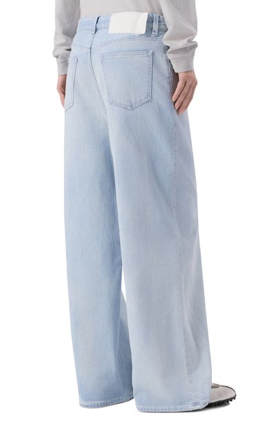 Джинсы MM6 голубого цвета по цене 63150 руб., арт. S52LA0262/M30056, фото 4 Джинсы MM6, арт. S52LA0262/M30056, фото 4